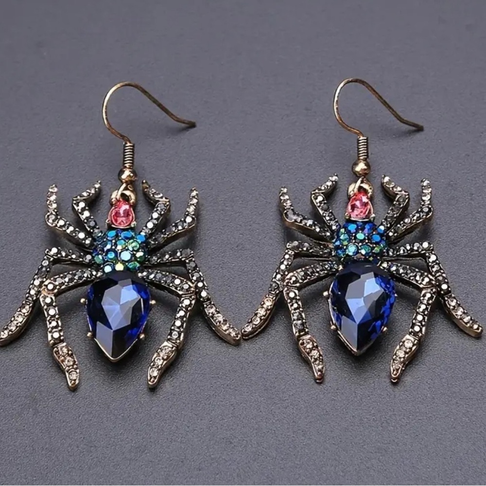 Silver Spider Dangle Earrings Whimsigoth Goth Witchy Edgy Grunge Halloween
